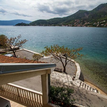 Apartmani Vesna Tivat Ngoại thất bức ảnh