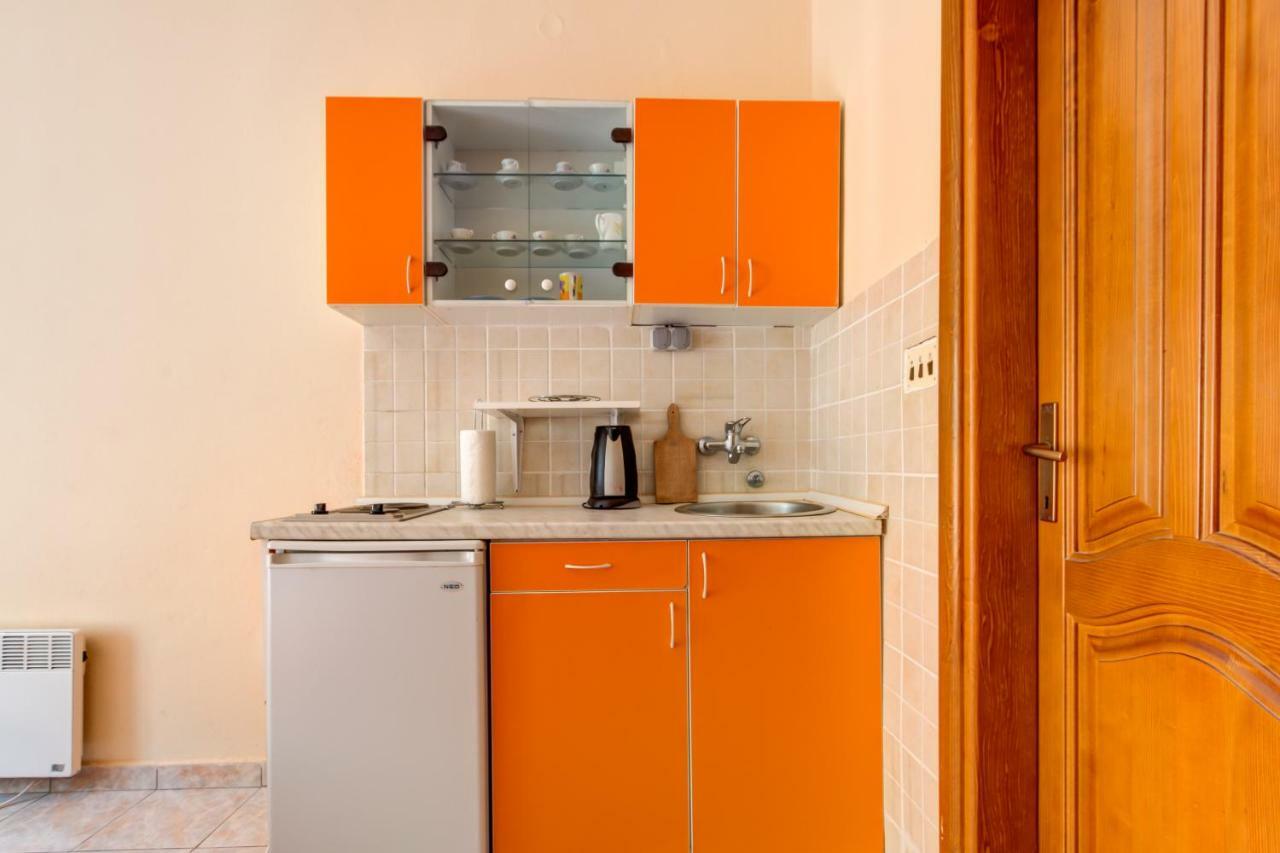 Apartmani Vesna Tivat Ngoại thất bức ảnh