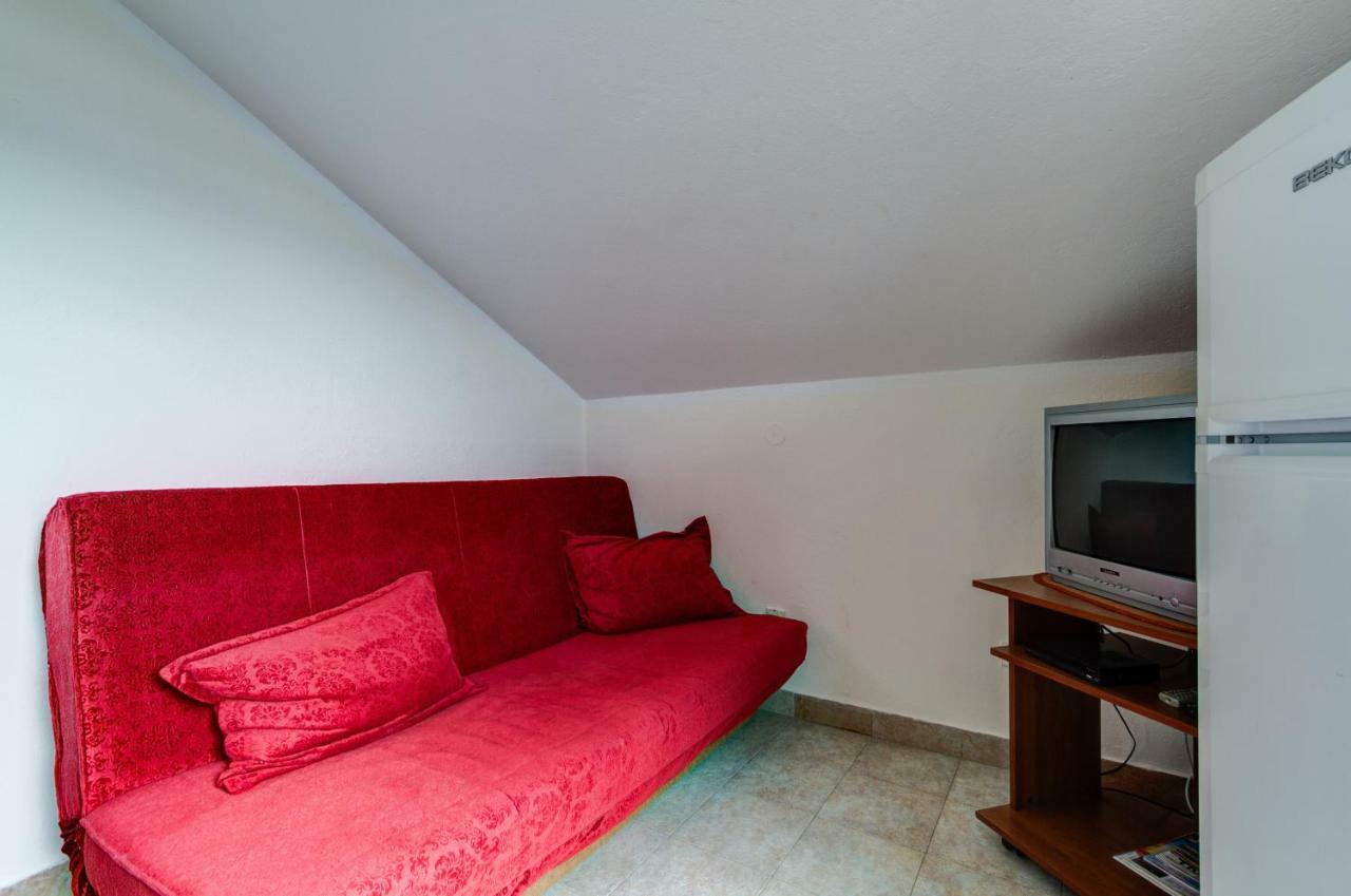 Apartmani Vesna Tivat Ngoại thất bức ảnh